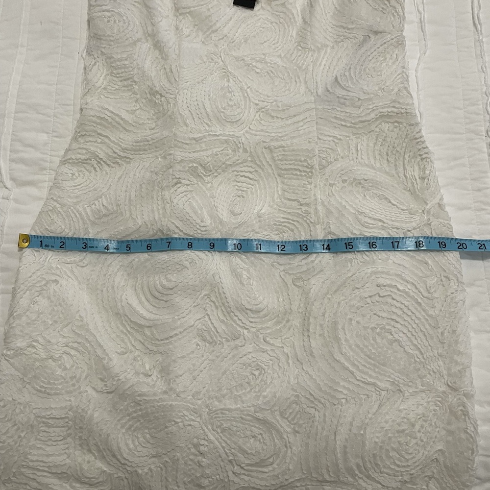 Josie Natori NWT gorgeous Lined M White Lace Dress Neiman Marcus purchase. - Picture 10 of 10